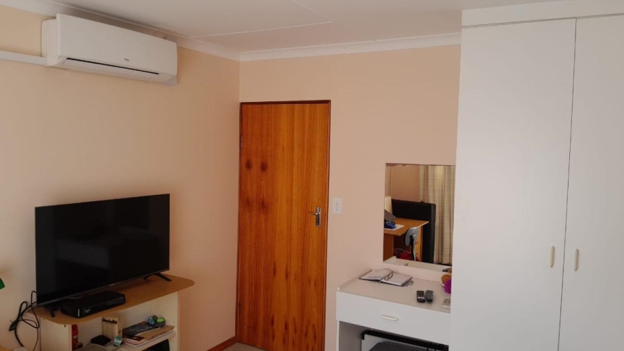 3 Bedroom Property for Sale in Dana Bay Western Cape